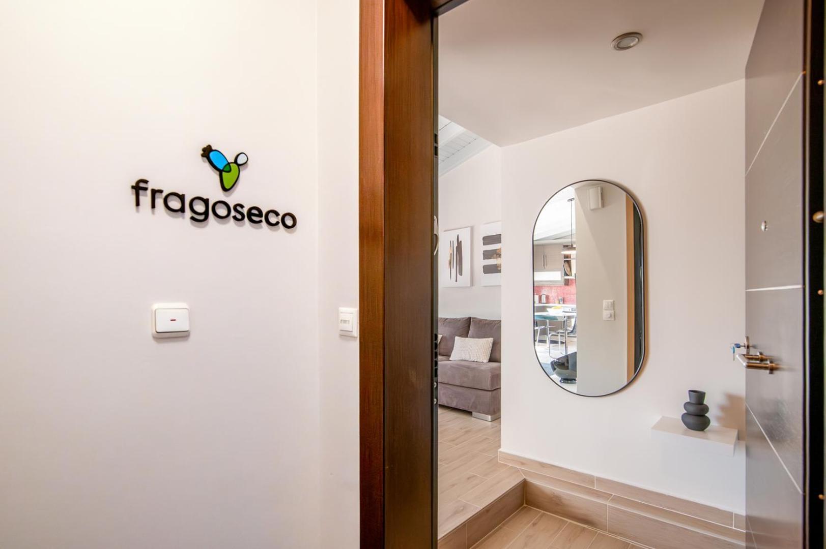 Fragoseco Loft! Elegance & Luxury Daire Chalkís Dış mekan fotoğraf